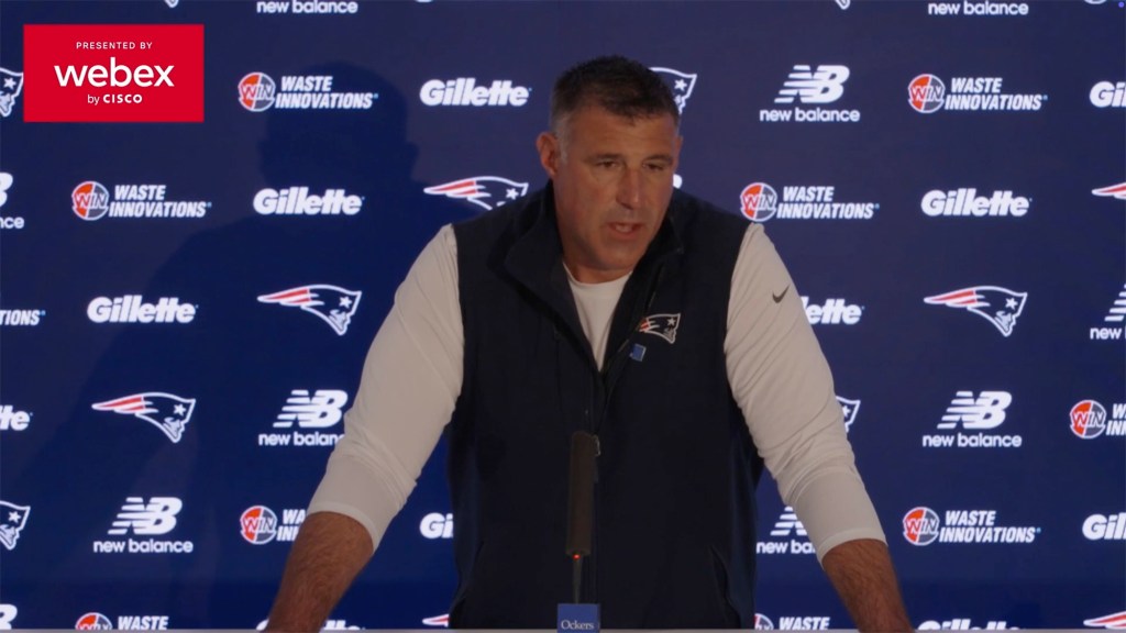 Mike Vrabel gushes over wife Jen and kids after Dianna Russini scandal at Patriots  press conference