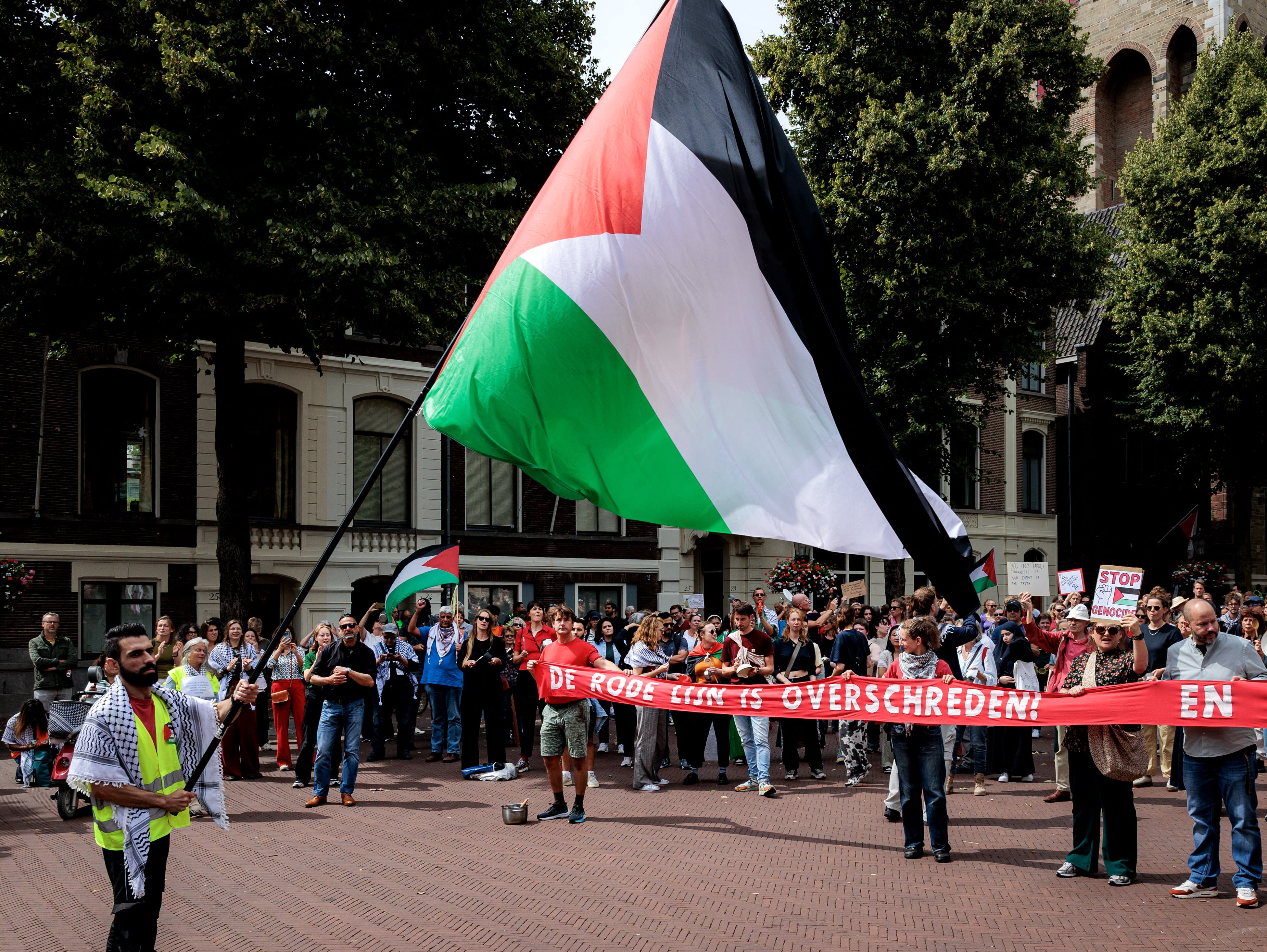 Amin Abu Rashid acquitted by Dutch court of financing Hamas, convicted ...