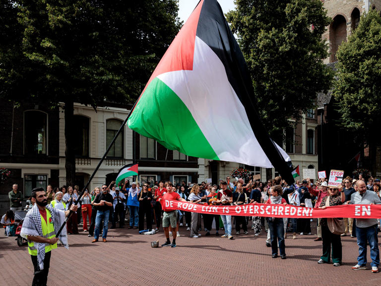 Amin Abu Rashid acquitted by Dutch court of financing Hamas, convicted ...