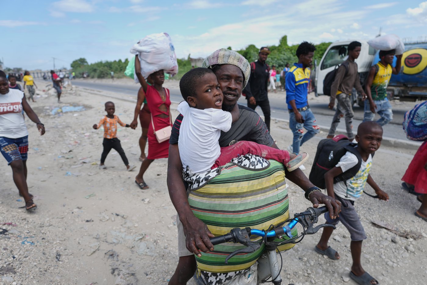New gang violence in Haiti displaces hundreds of people