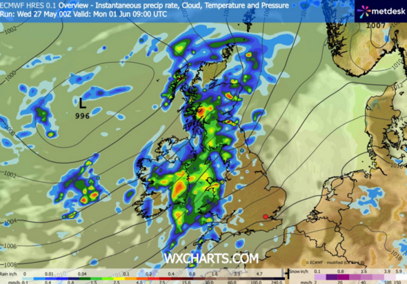 UK weather maps show exact date 500-mile rain bomb hits - 15 wettest cities