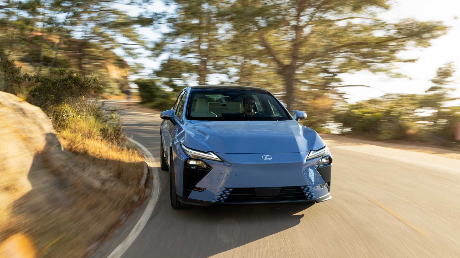 2026 Lexus ES 37