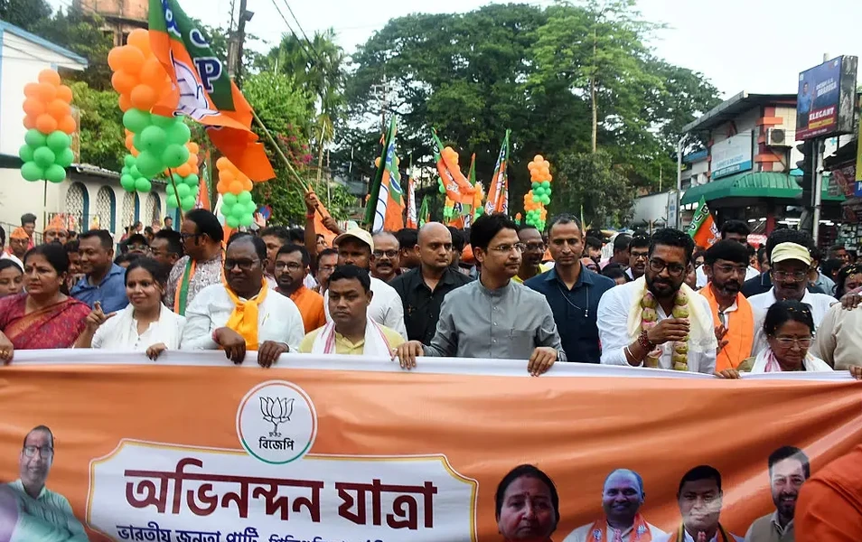 BJP, OBC groups warn Congress over Siddaramaiah exit row