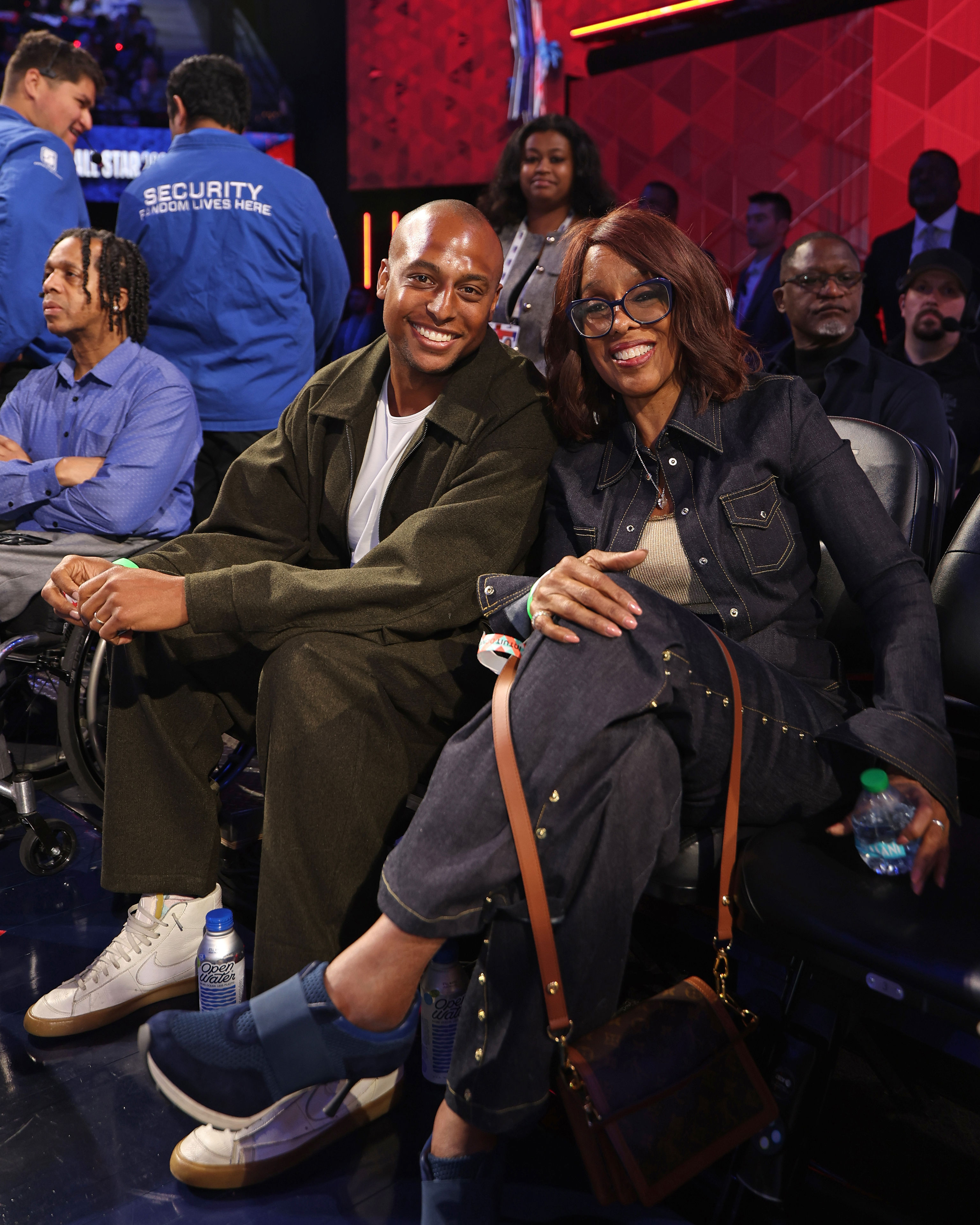 Gayle King details the shocking moment she caught husband cheating on ...