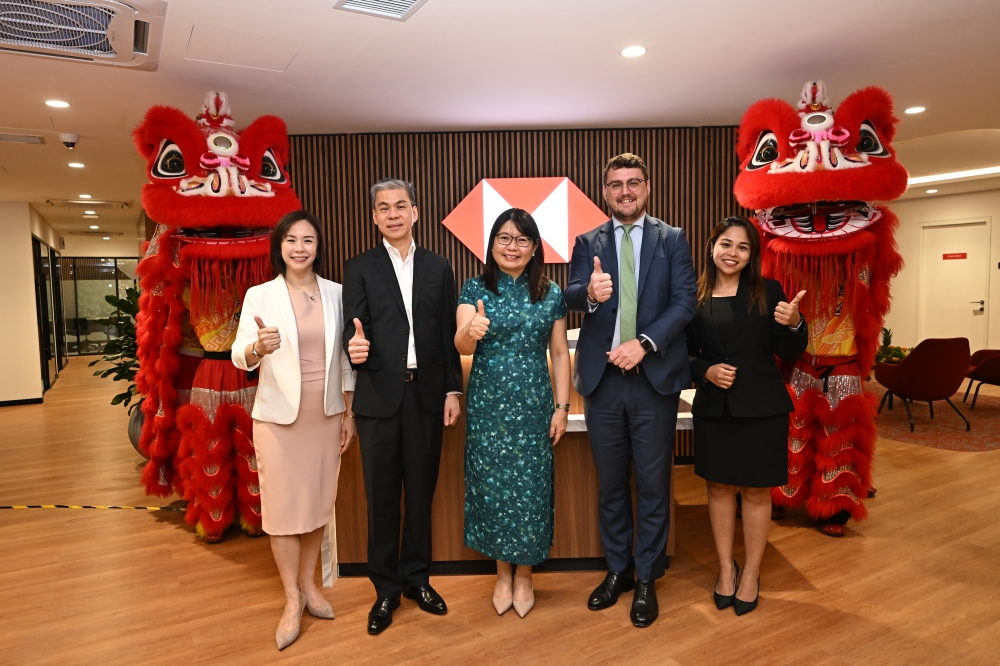 HSBC strengthens investment in Malaysia with opening of third Premier ...