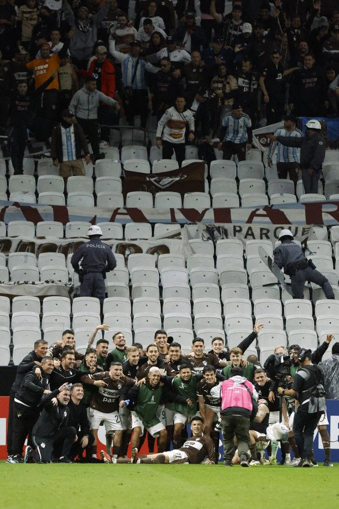 Platense hizo historia grande en Brasil: venció a Corinthians y jugará ...
