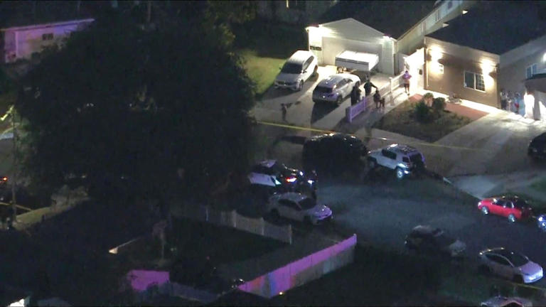 4 people killed in North Hills shooting