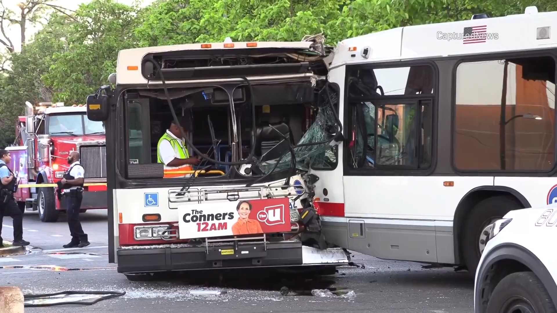 9 hospitalized after sedan driver runs red light, causes crash ...