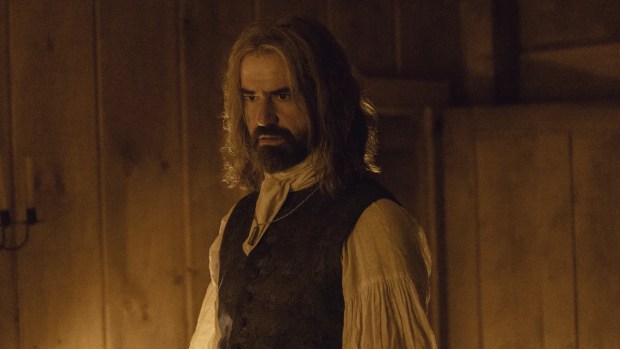 'Widow's Bay' flashback: Creator Katie Dippold and Hamish Linklater ...