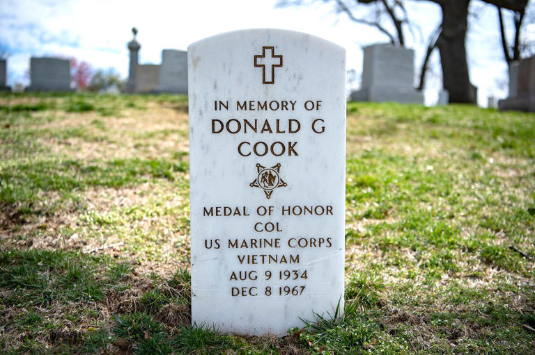 Opinion: How Trump’s Memorial Day joke exposed his cowardice