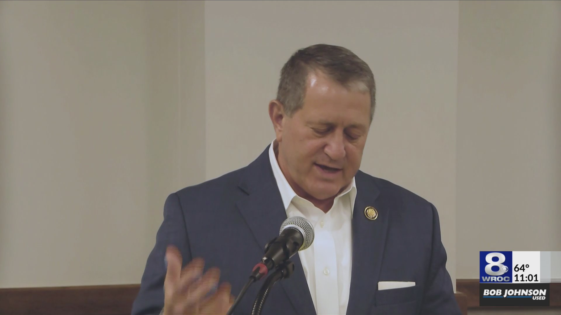 'We can do better': Morelle visits ICE facility in Batavia, speaks with ...