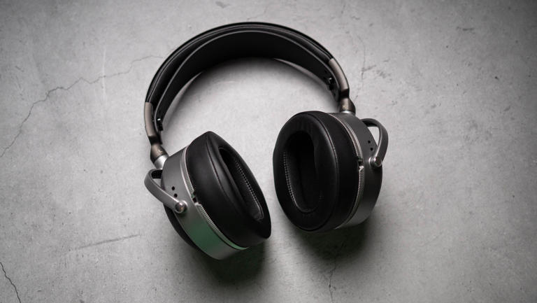 Audeze's LCD-S20 is the mid-range planar headphone upgrade you deserve