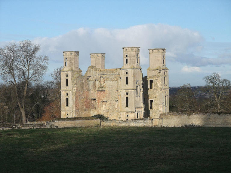 8 mysterious and unusual landmarks in and around Peterborough waiting ...