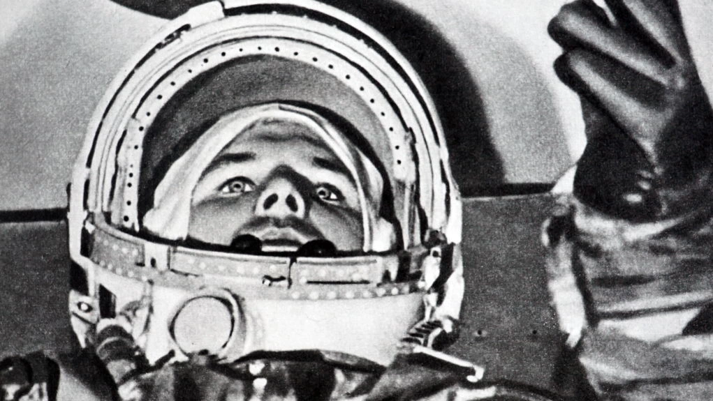 Apollo 11: Journey to the first moon landing