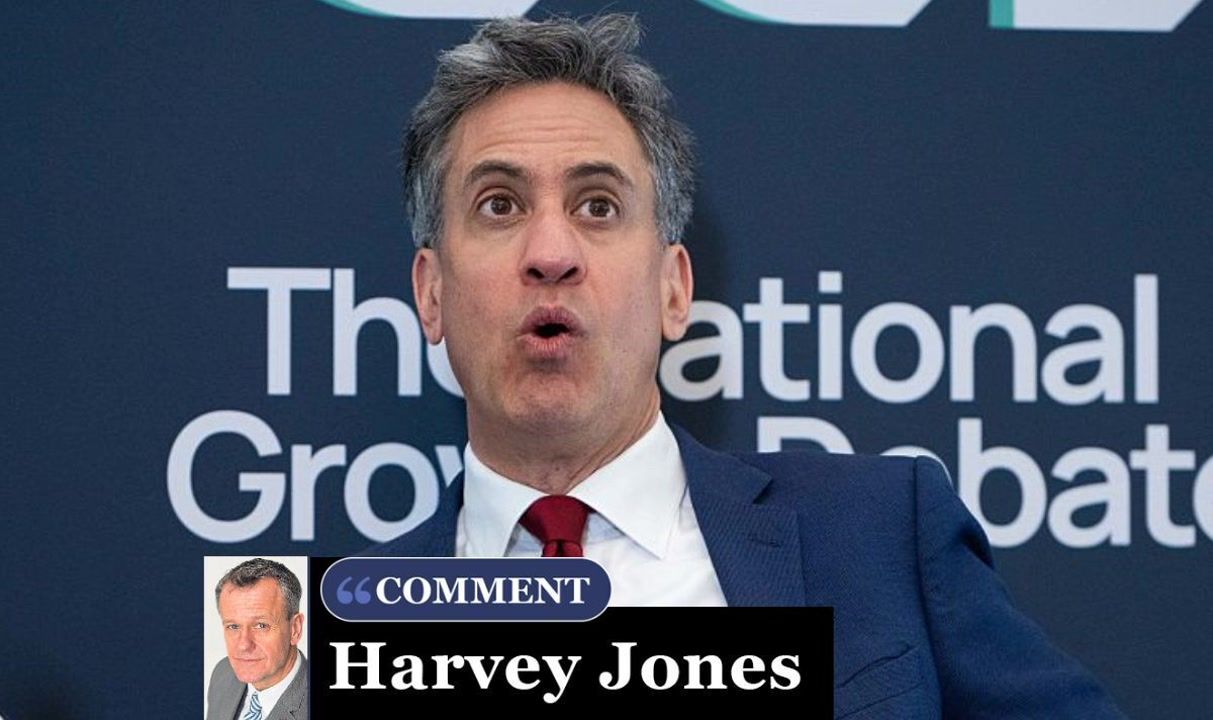 Miliband backlash grows inside Labour