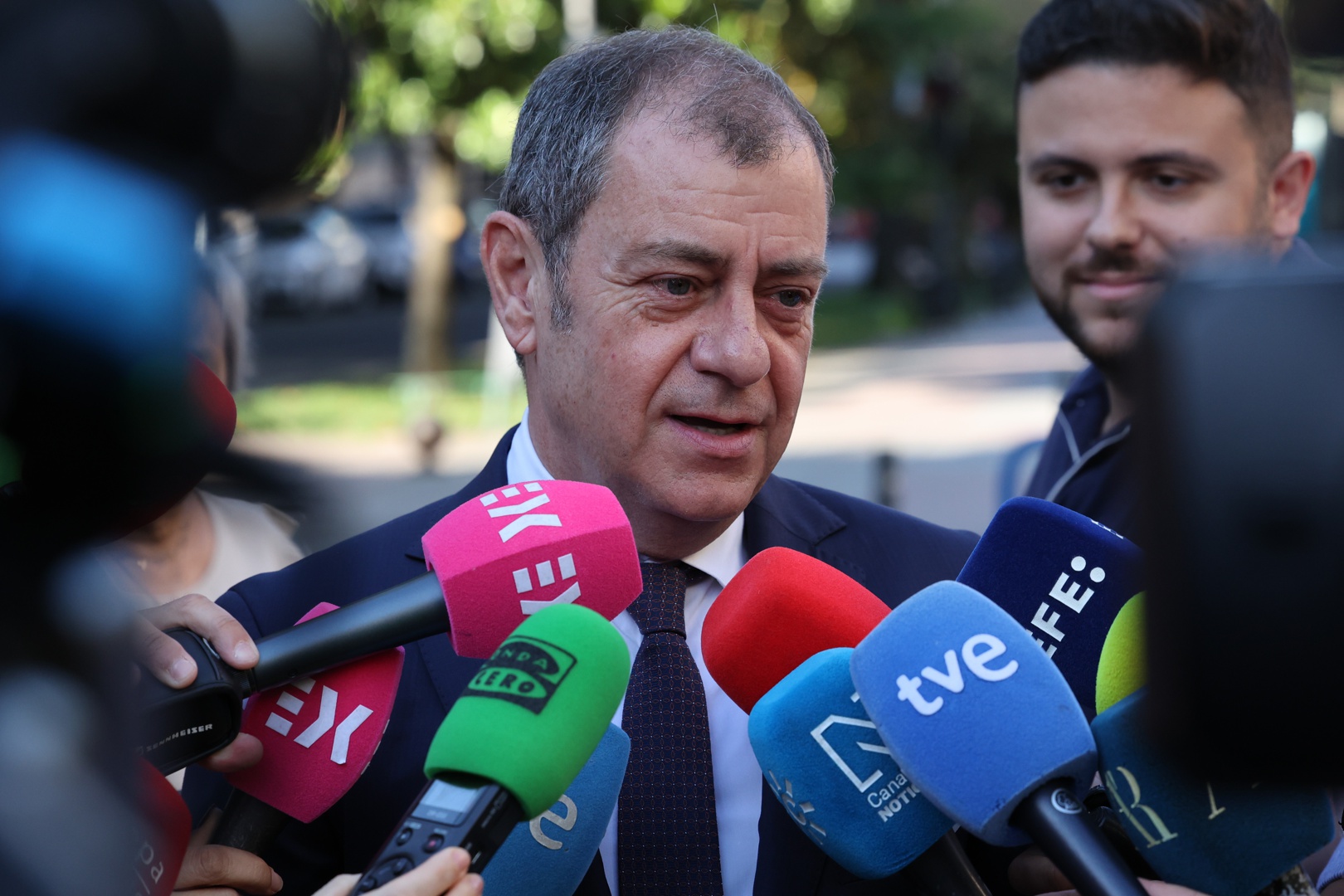 David Sánchez llega a la Audiencia de Badajoz entre la expectación ...