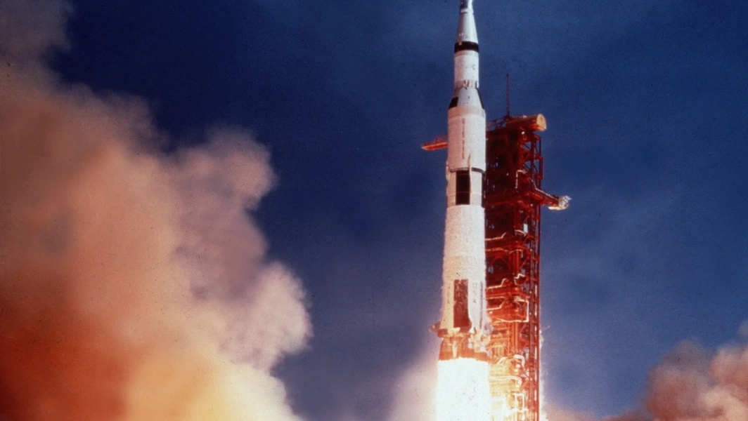 Apollo 11: The first human moon landing