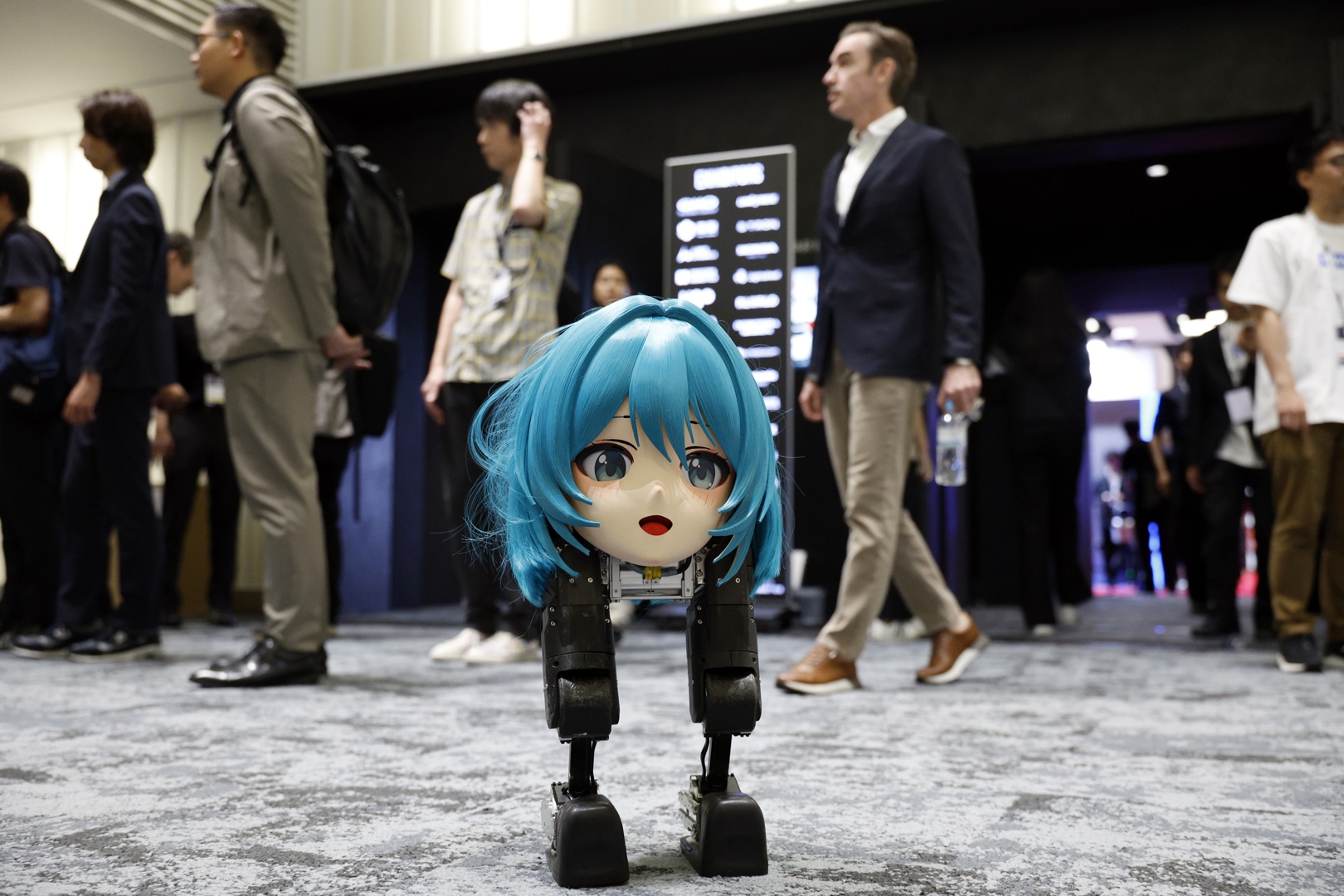 La mayor feria de androides llega por primera vez a Asia con robots ...