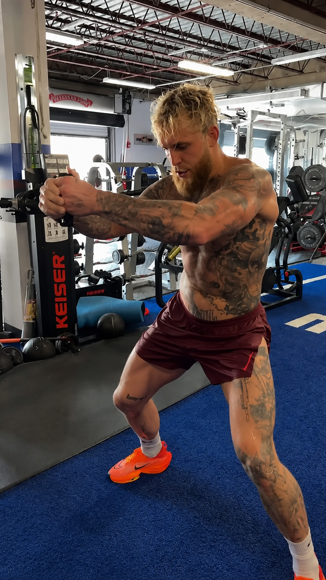 Jake Paul verruilt boksen voor MMA?