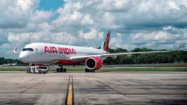 Why is IndiGo's market share set for further consolidation?