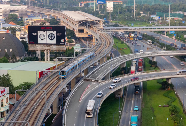 Ho Chi Minh City ordered to expand its metro tenfold by 2030