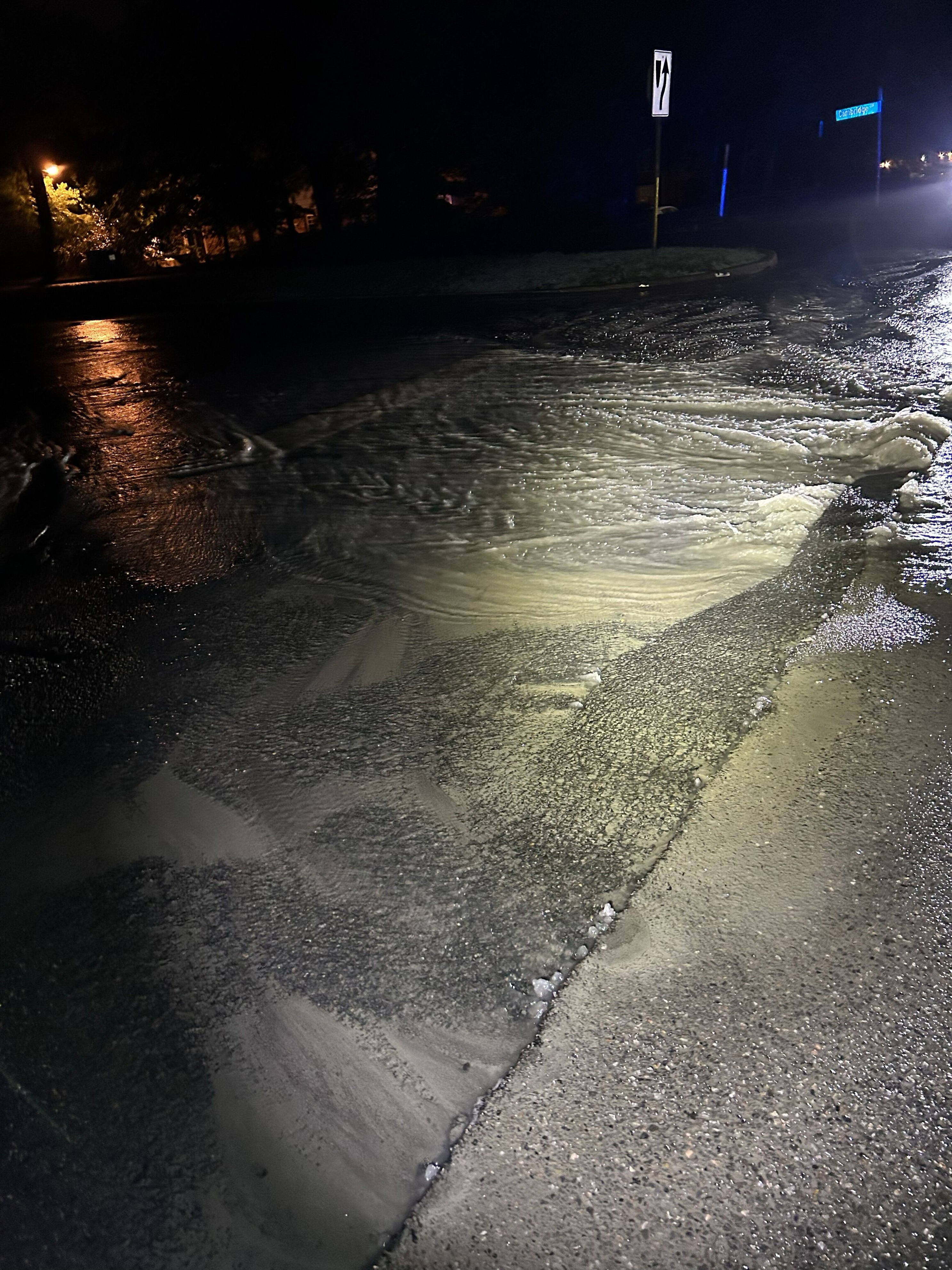 Water main break closes road in Henrico