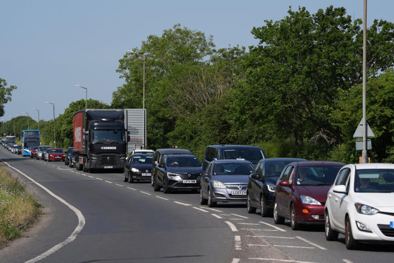 Thousands in UK forced to queue up for water after supply hits ...