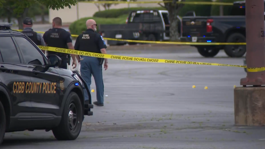 Suspected shoplifter shot and killed by officers at Town Center at Cobb