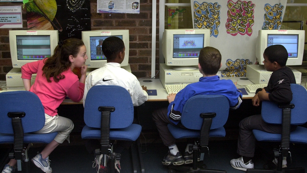 Australian students post worst digital literacy results on record