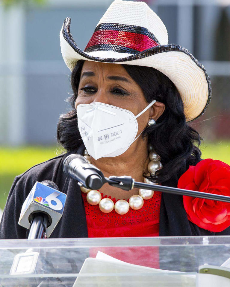 She's a politician who wears many hats. See Frederica Wilson's collection