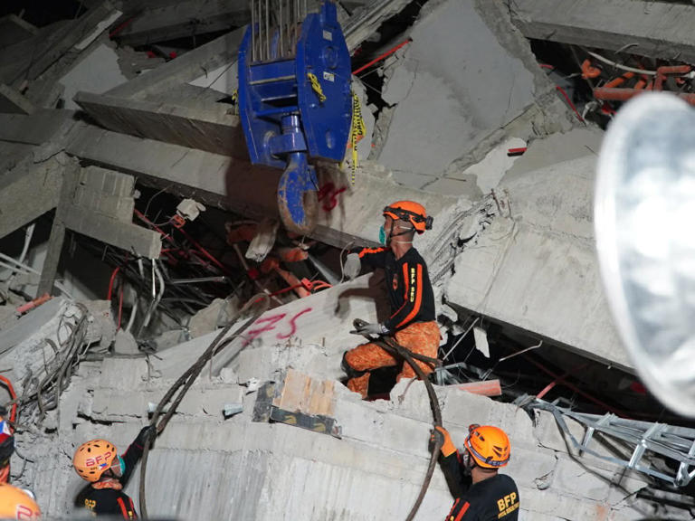 Responders find sixth body as search of collapsed Pampanga building ...