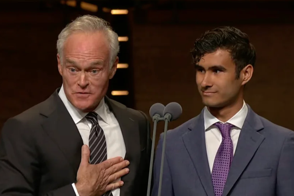 CBS scholarship winner hits out at network in acceptance speech