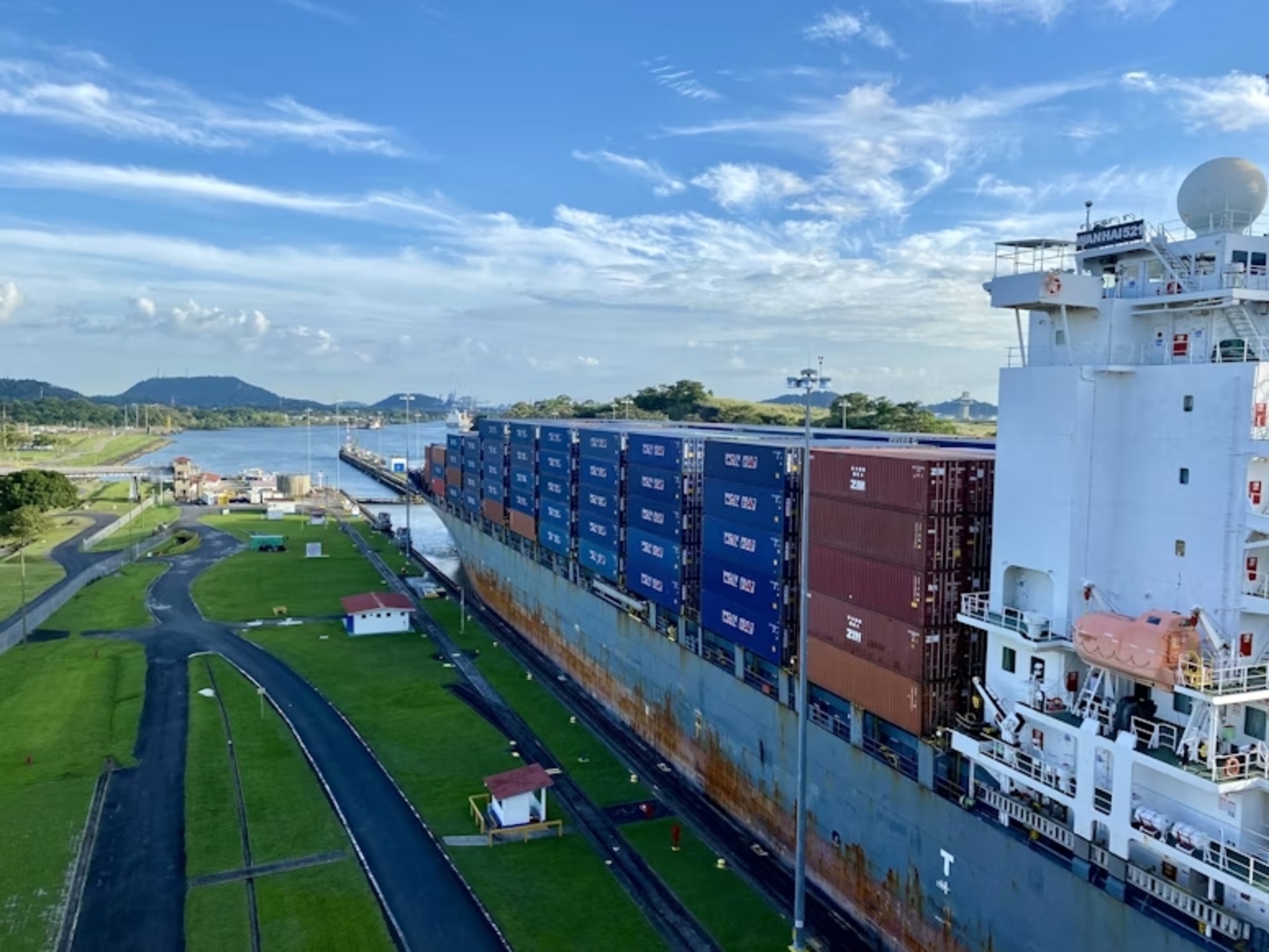15 trade routes that built the modern world