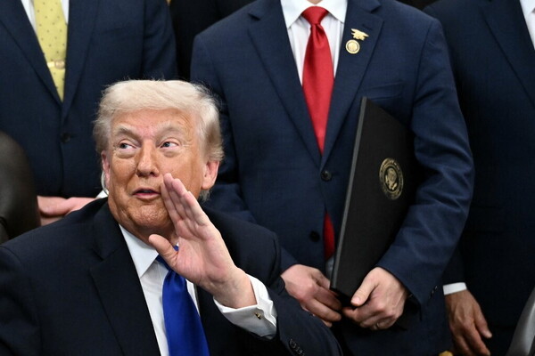 Trump vuole una banconota da 250 dollari con la sua immagine
