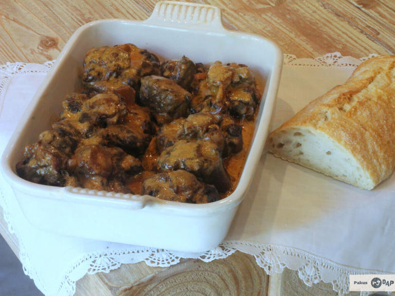 Rabo de toro guisado a la cordobesa: la auténtica receta de la Cofradía ...