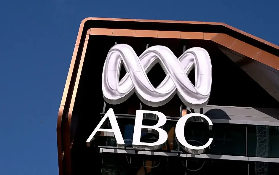 ABC appoints Reuters editor Simon Robinson as news chief