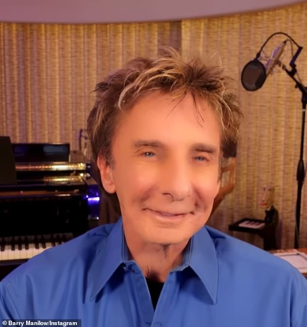 Barry Manilow, 82, claims he's never gotten Botox as he reveals the ...