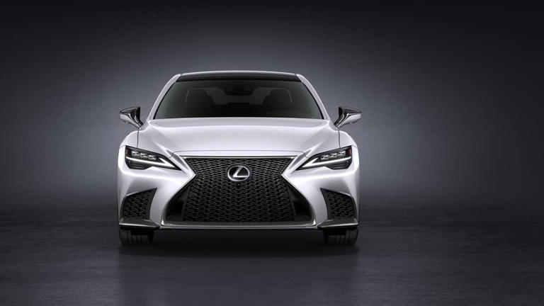 2025 Lexus LS