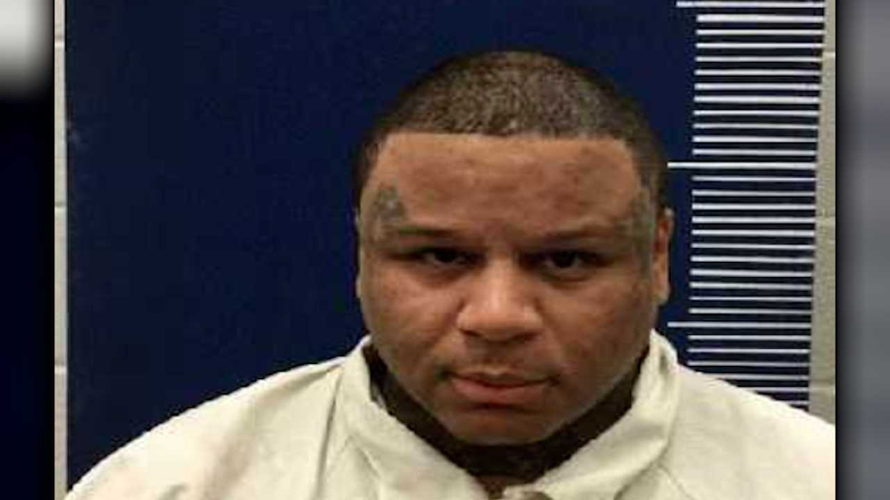 Federal authorities search for inmate who escaped from Jesup prison camp