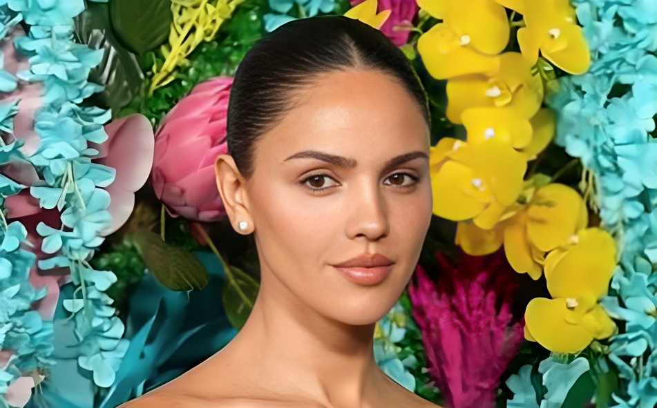 Eiza González impacta en redes sociales con un inesperado cambio de look