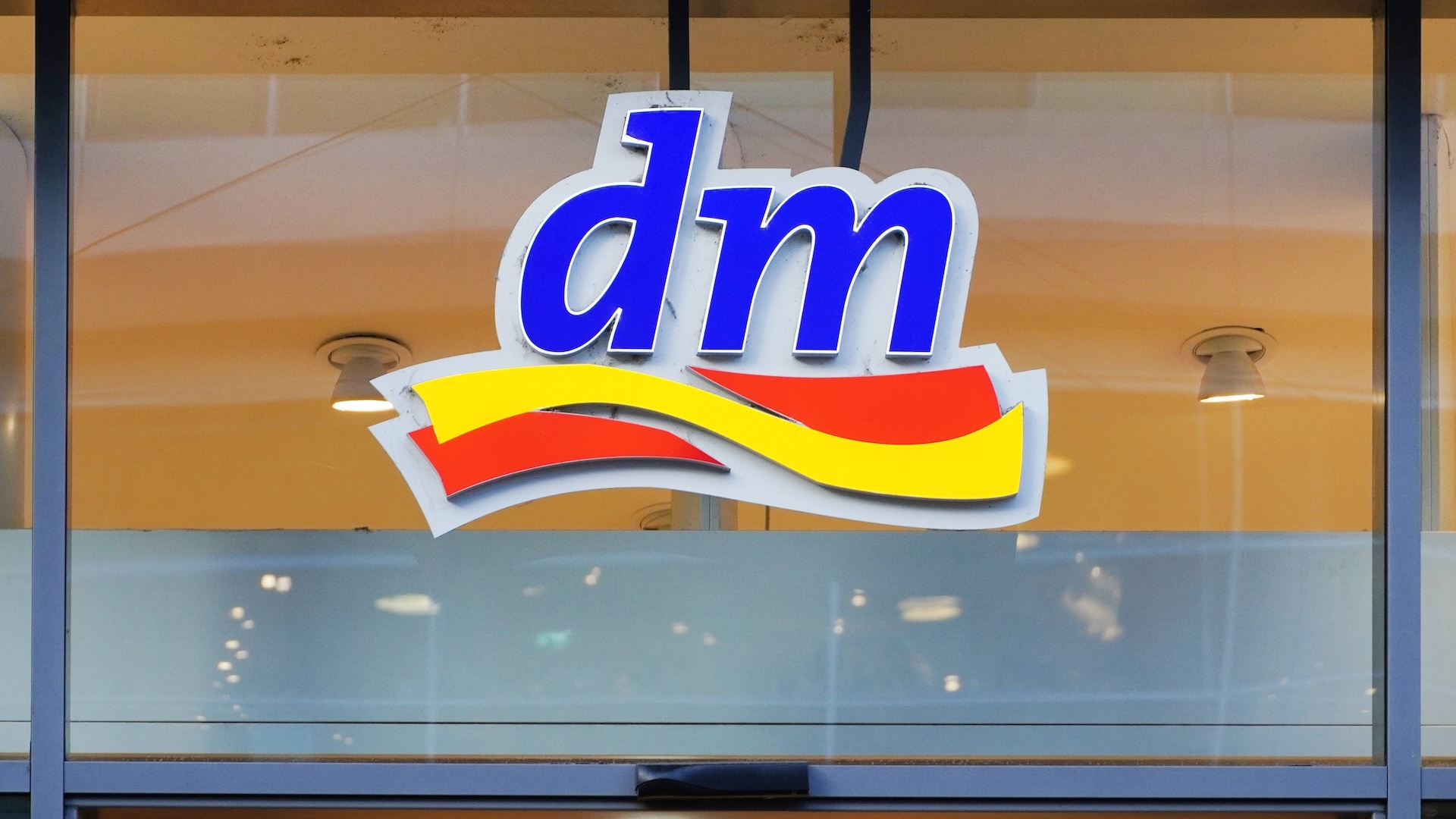 Dm-Partner ist insolvent: Drogerie-Kette sucht Wege zur Fortsetzung von ...