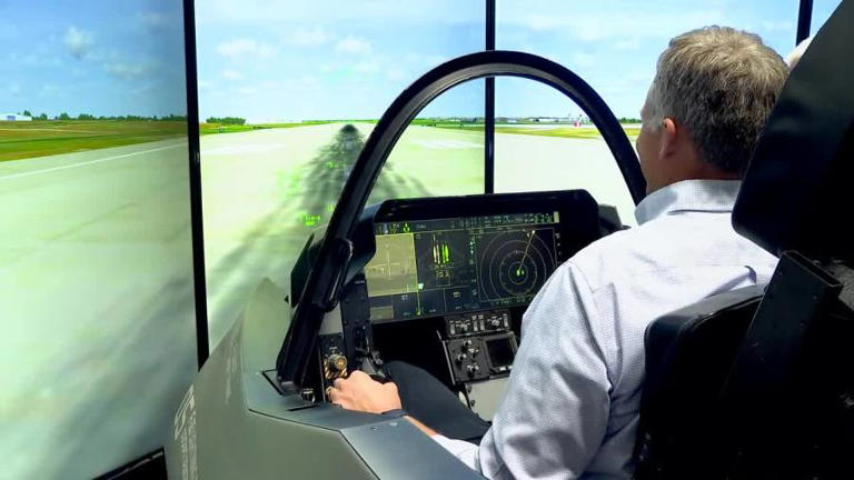 Lockheed Martin’s F-35 simulator lands in Layton for crew experience
