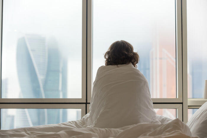 37 honest stories from people who spent time inside psych wards