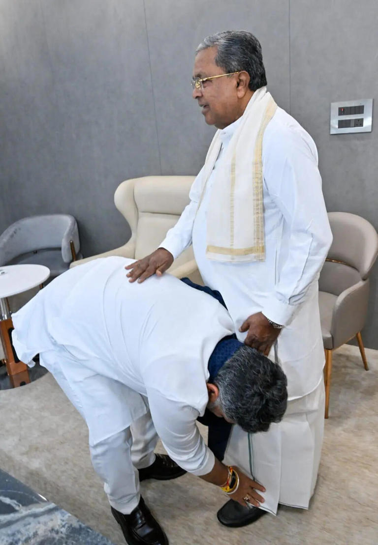 Am going nowhere, will stay active, says Siddaramaiah