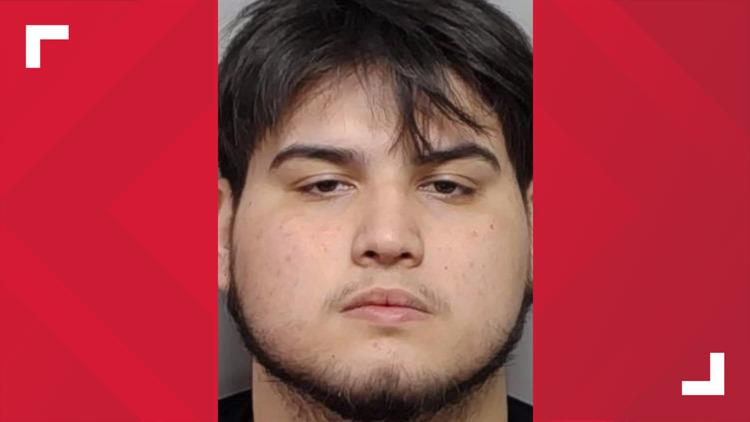 Man arrested after using stolen credit card at Alamo Ranch smoke shop ...