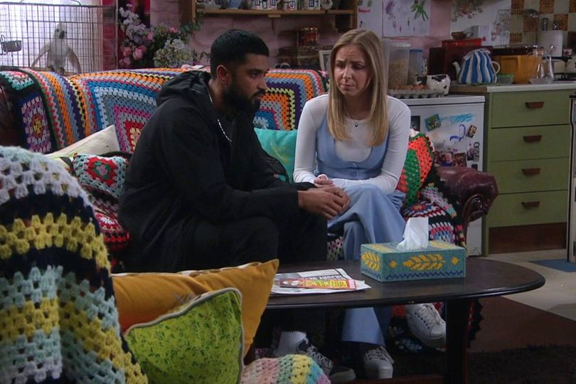 Emmerdale fans in tears as villager shares tragic death news