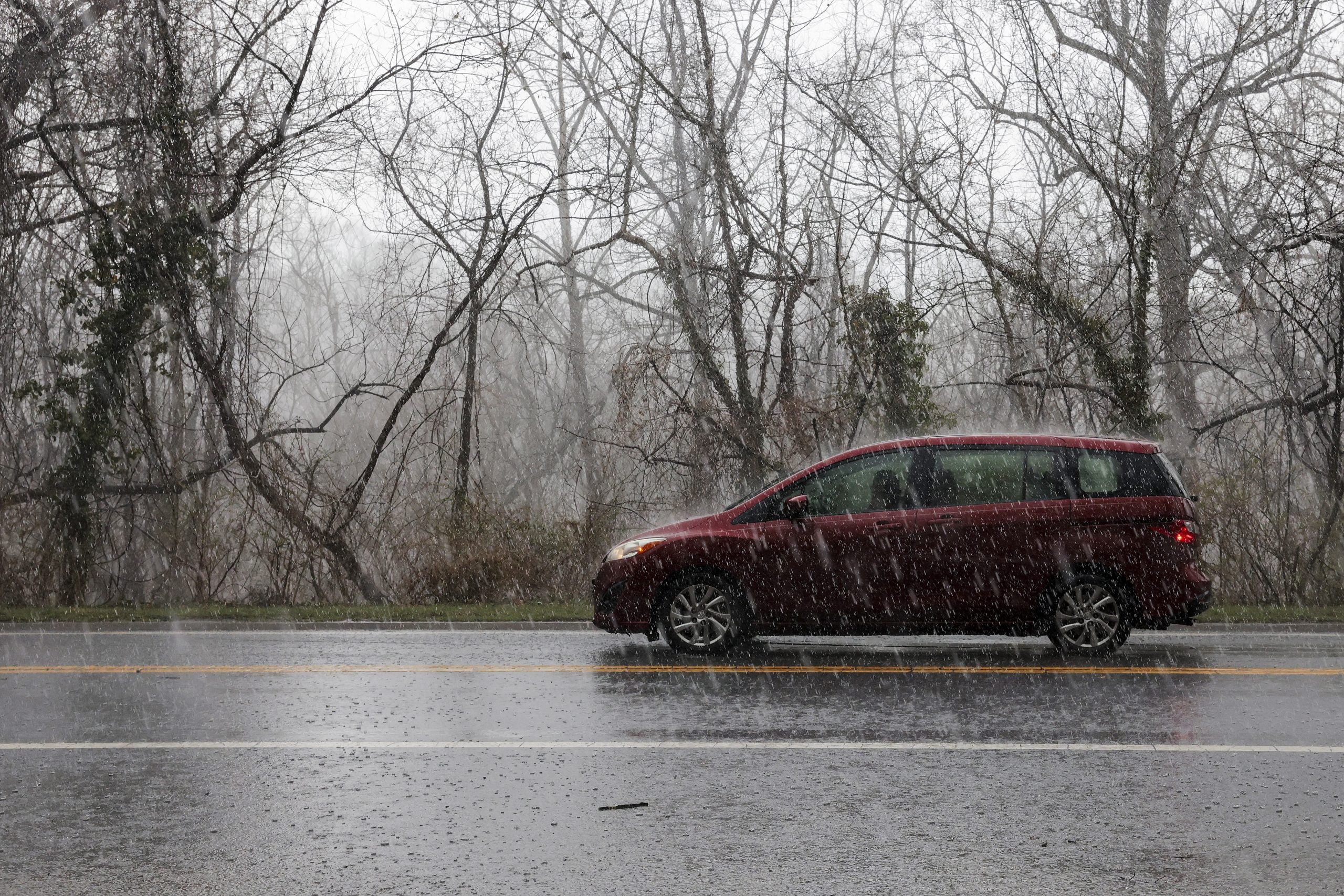 Omega block weather locks in pattern of rain, damaging winds and hail ...