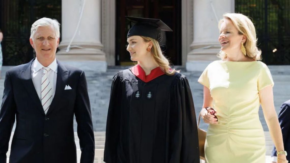 Tiene 24 años, terminó Harvard y está destinada al trono: quién es ...