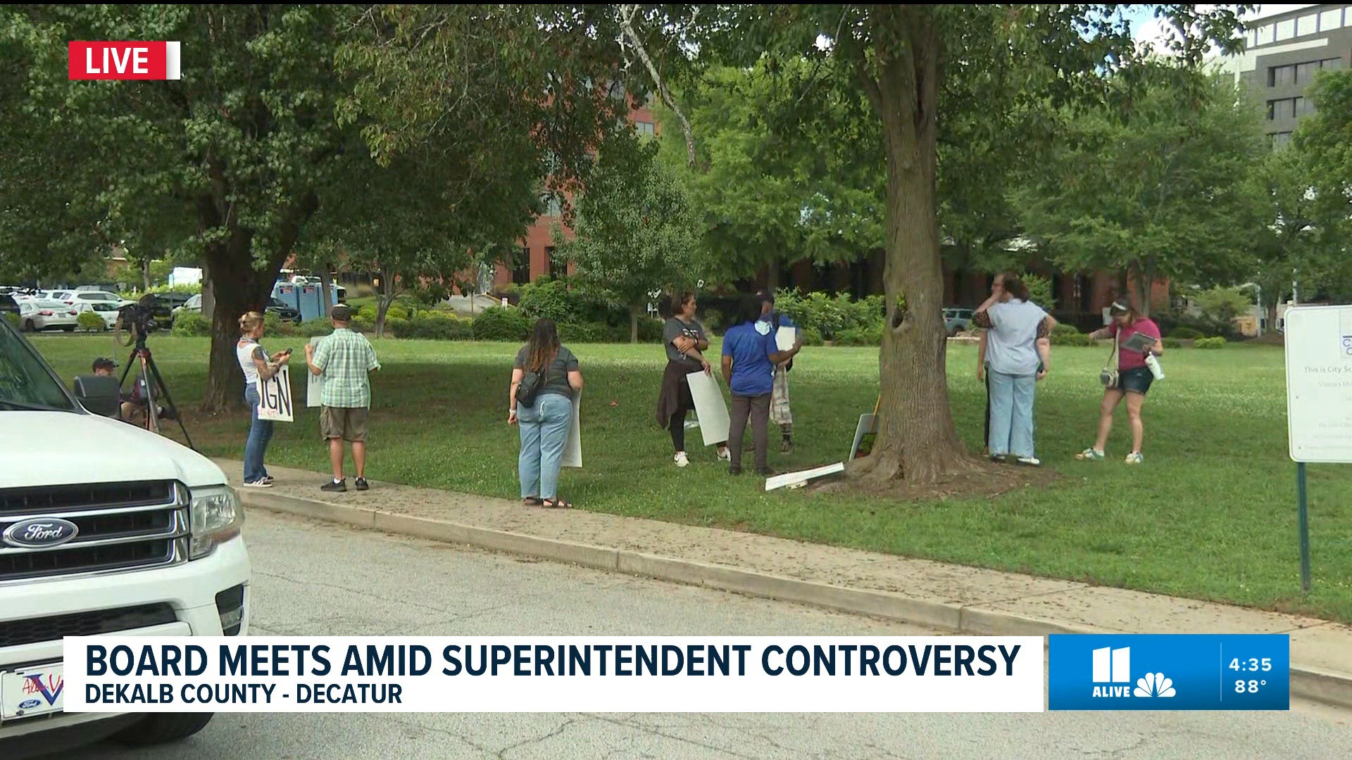 Decatur school board to discuss 'personnel matter'
