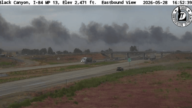Payette County deputies respond to fast-moving brush fires threatening ...